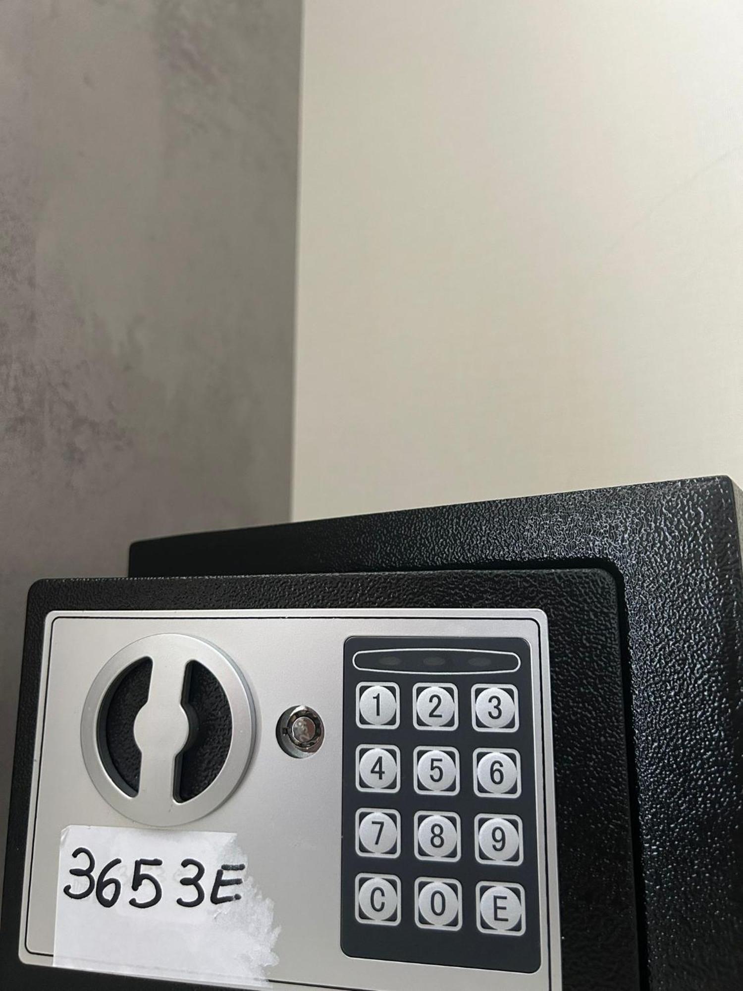 Giuly Suites & Rooms Наполи Екстериор снимка